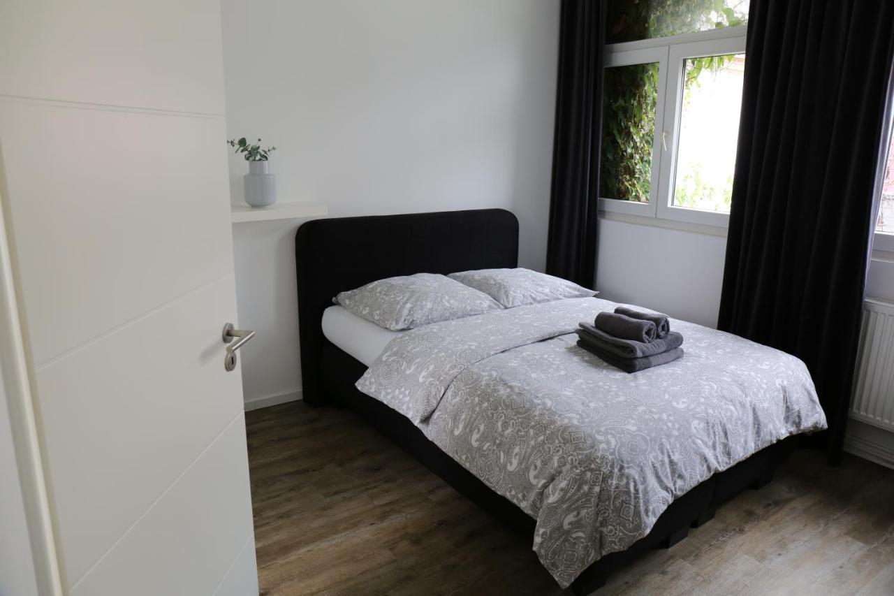 A Pousada Dreams Bielefeld Exterior foto